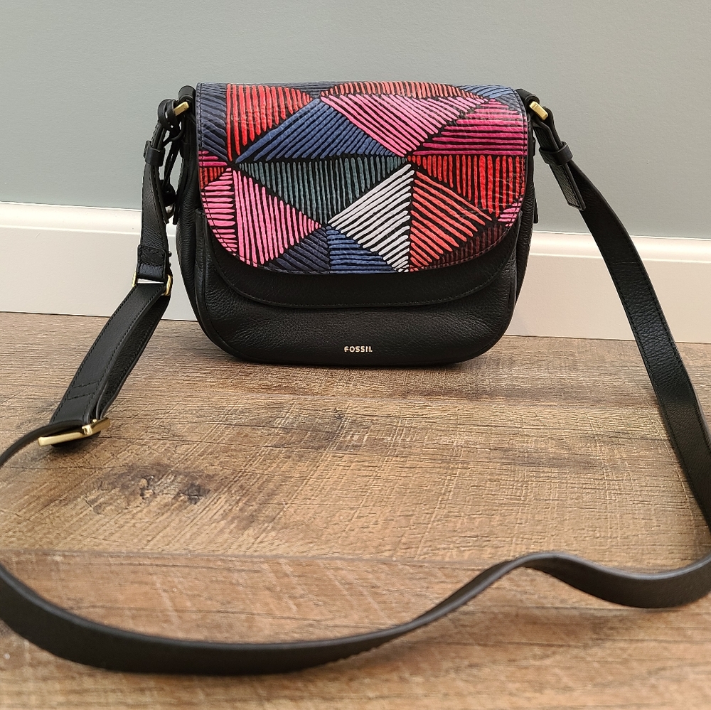 Fossil purse
